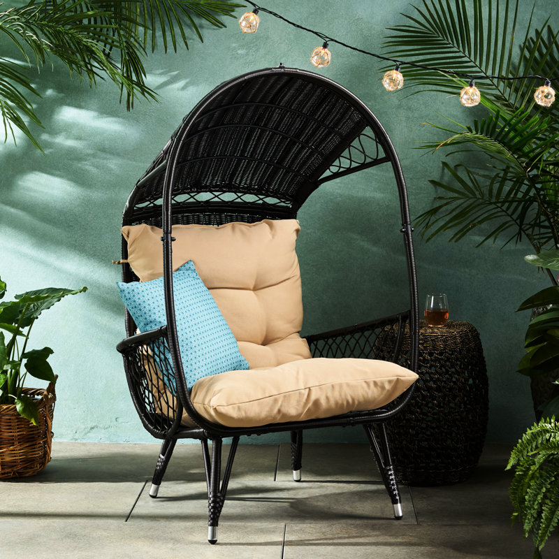Chaise Cozy Basket pour utilisation en terrasse