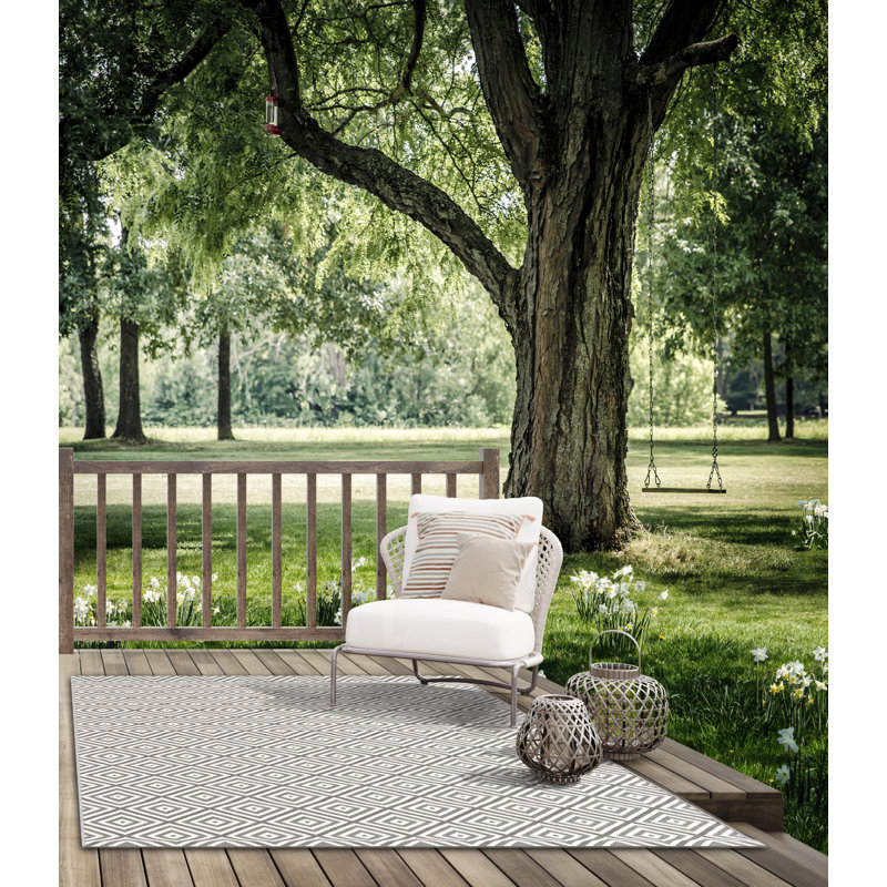 Cathryn Geometric Indoor / Outdoor Area Rug, Rectangle 120 x 170cm