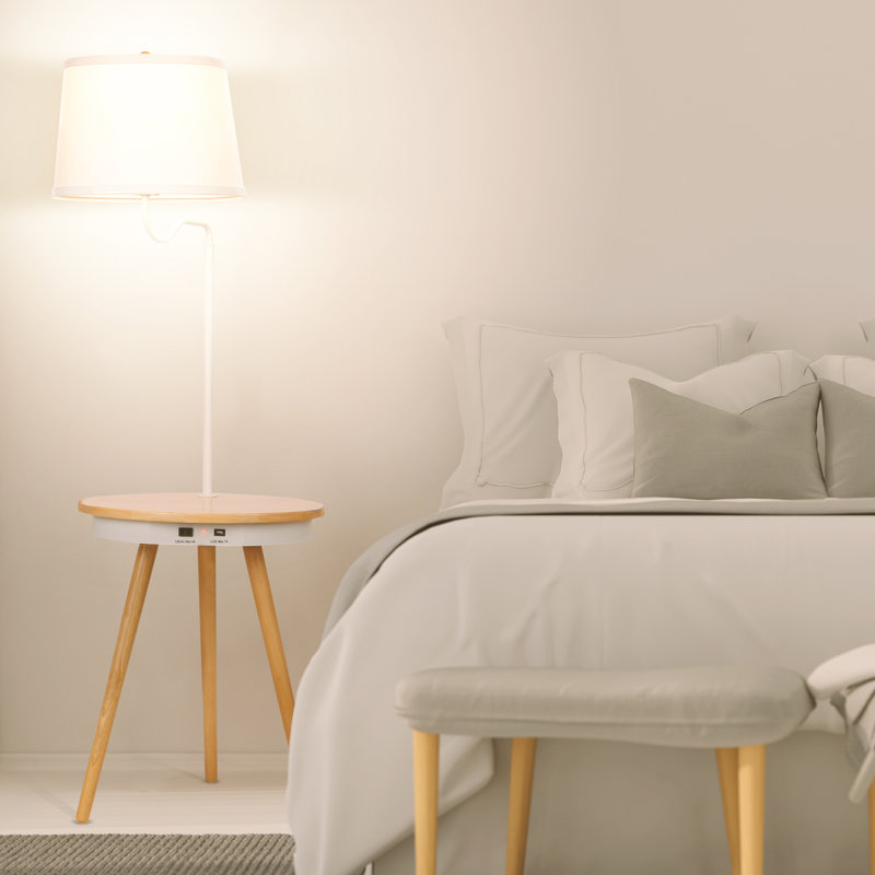 Lampe de chevet DEL Mid-Century de 56 po avec port USB et base de recharge sans fil Owen, Bois