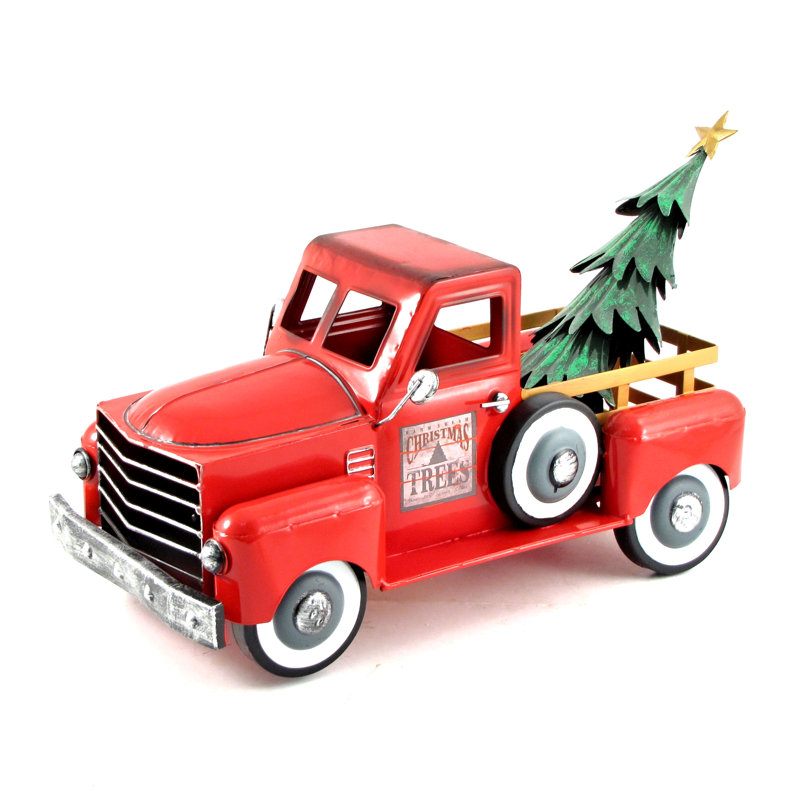 Petit camion avec arbre de noël