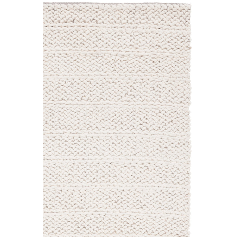 Finnick 702 Area Rug In Ivory, Rectangle 5' x 8'