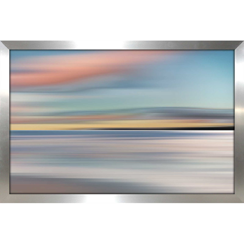 «Honey Twilight» par Mike Calascibetta - reproduction d'art encadrée, H 21,5 po x l 27,5 po x P 0,75 po