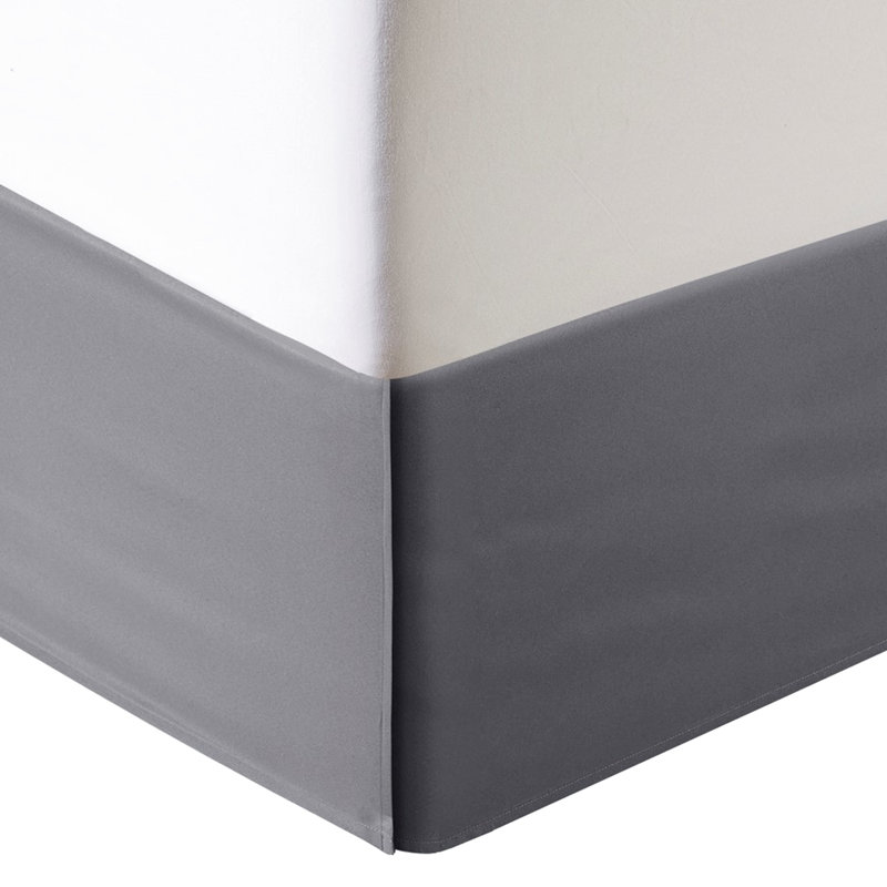Édredon simple / simple en coton imprimé gris TG / avec jupe de lit et 3 superbes coussins décoratifs avec rembourrage