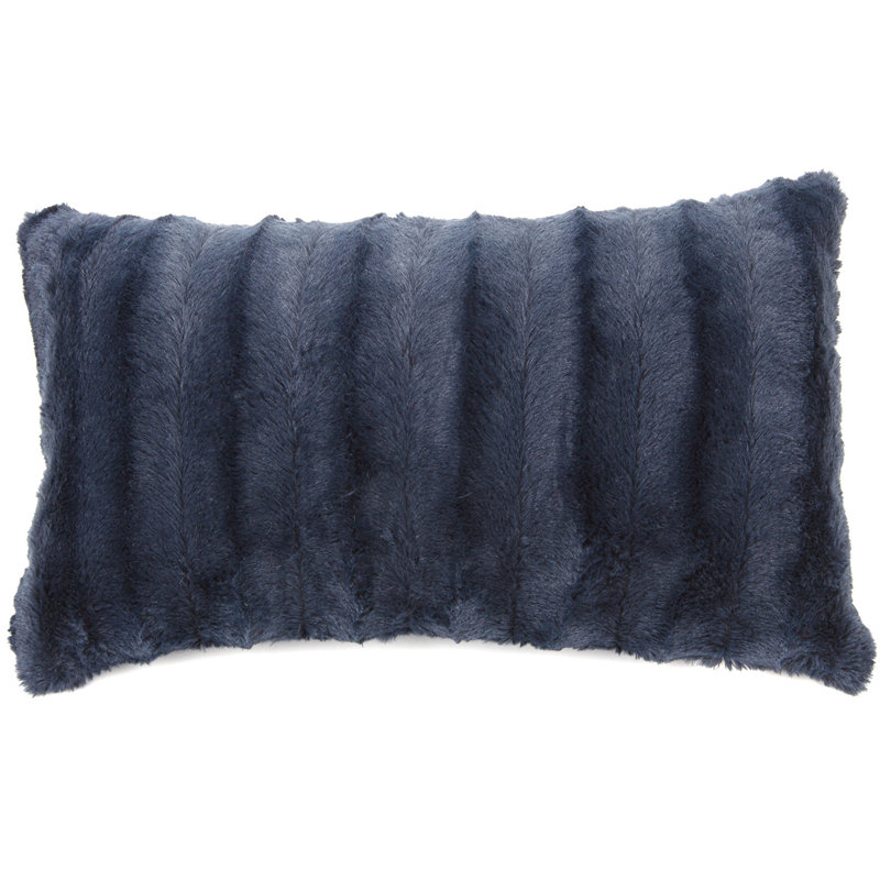 Housse de coussin en fausse fourrure Tsuguko, Bleu