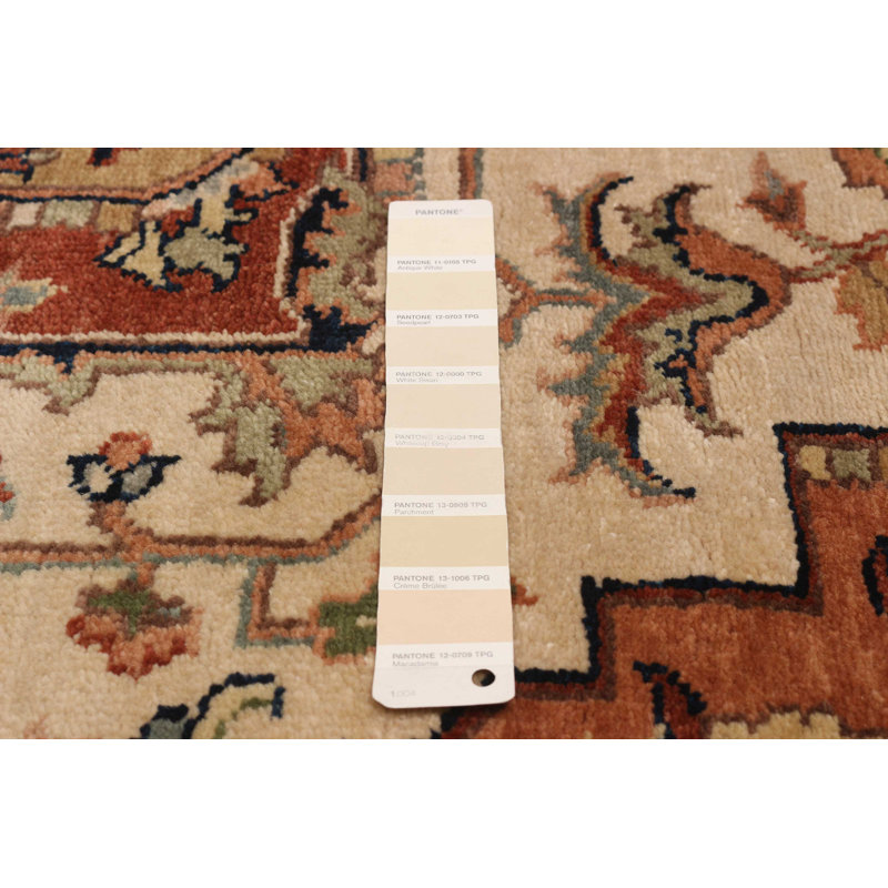 Tapis ivoire Jules Sultane 7 pi 8 po x 9 pi 9 po