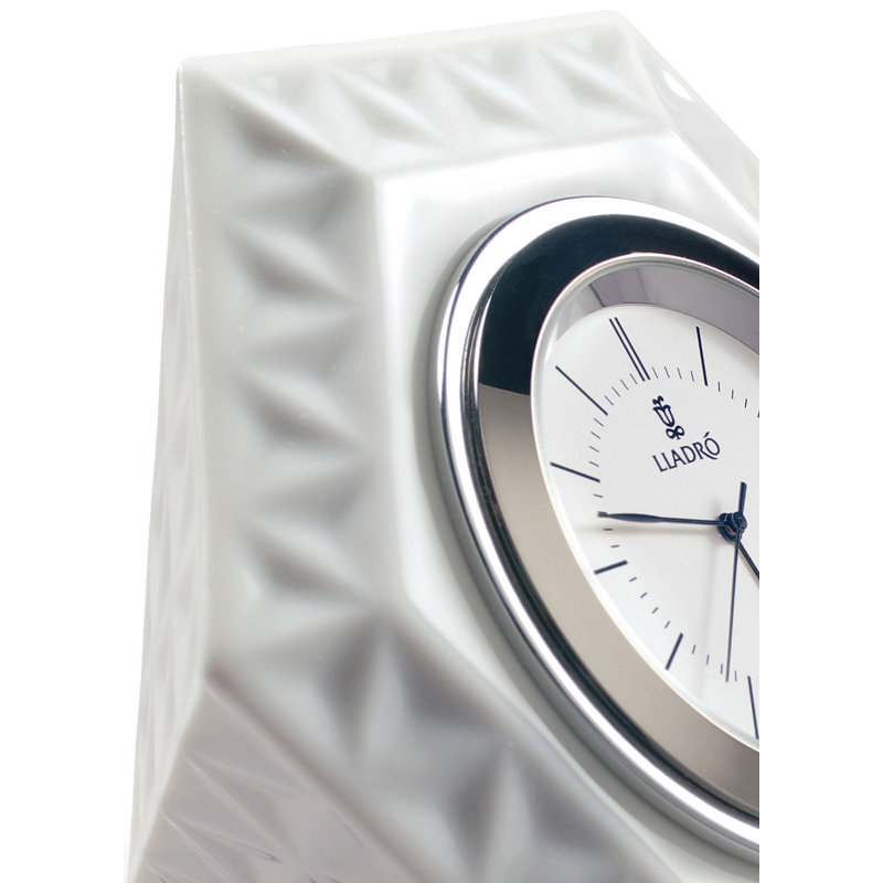 Hitoiki Analog Porcelain Mechanical Tabletop Clock in White