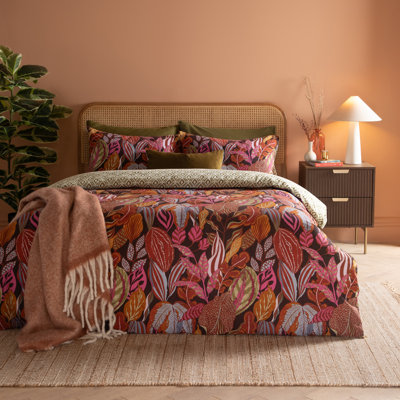 furn. Utopia Floral Duvet Cover Set with Pillowcases