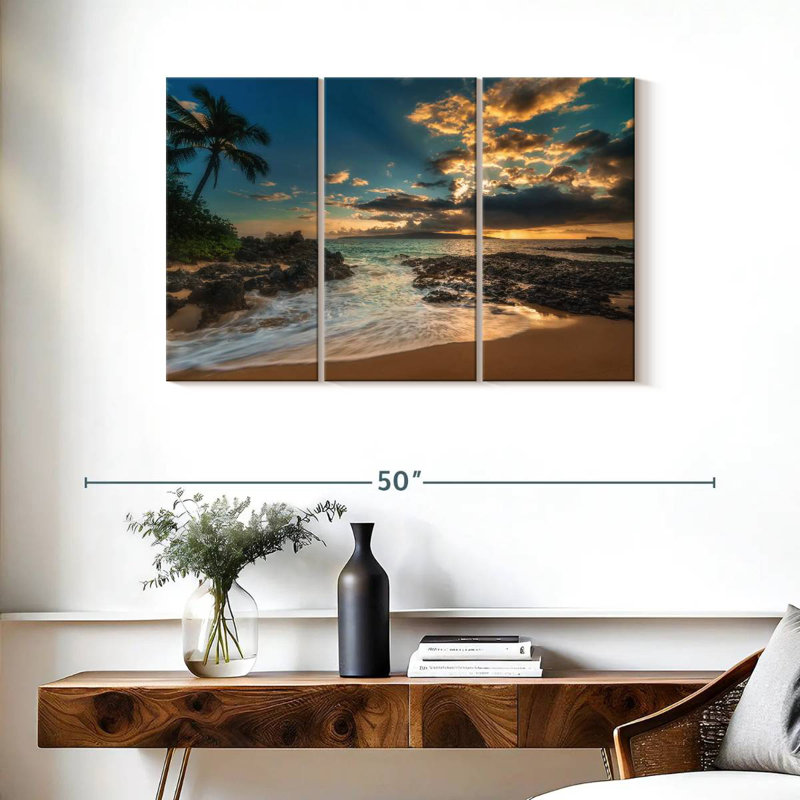 Makena Gillard, 24" H x 38" W