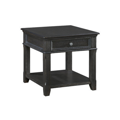 Briarwood End Table With Usb Charging Ports And Outlet
