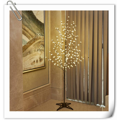 Ezariyah Net Lights