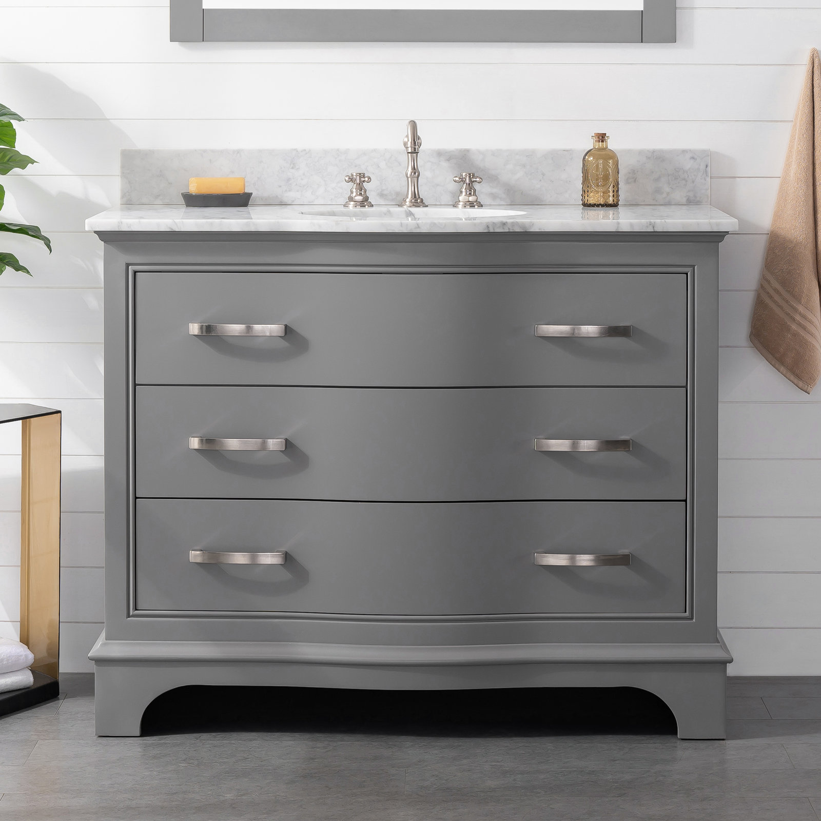 Goleta 42" Pine Single Bathroom Vanity, Gray/Brushed nickel