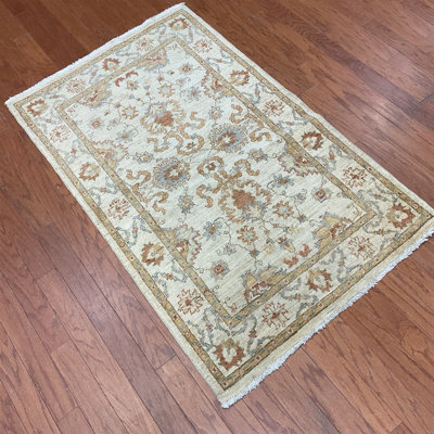  Handmade Oushak Wool Rug