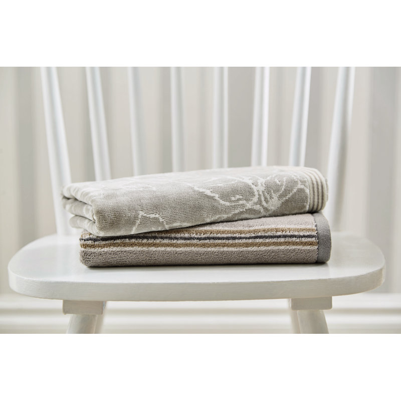 Chelsea Rose Bath Towel, Silver