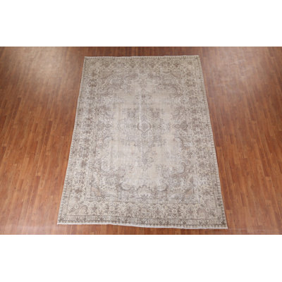 Distressed Muted Traditional Area Rug 8x11