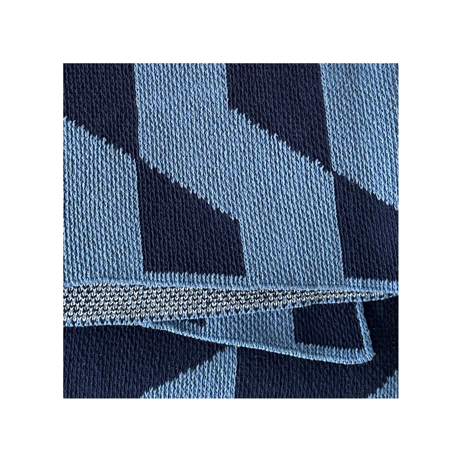 Zagg Throw, Blue