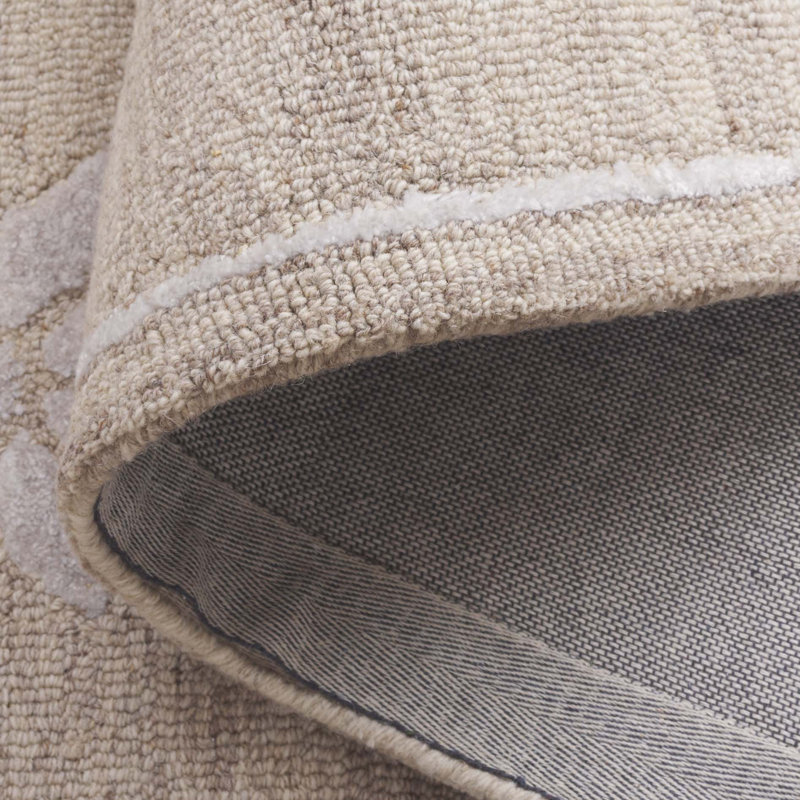 Soho 659 Hand Tufted Wool/Viscose/Cotton Moroccan Rug in Beige/Ivory, Rectangle 5' x 8'