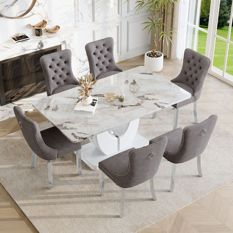 Ensemble de table de salle à manger 63 po avec 6 chaises de salle à manger en similicuir de luxe, 7 pièces : table, 6 chaises