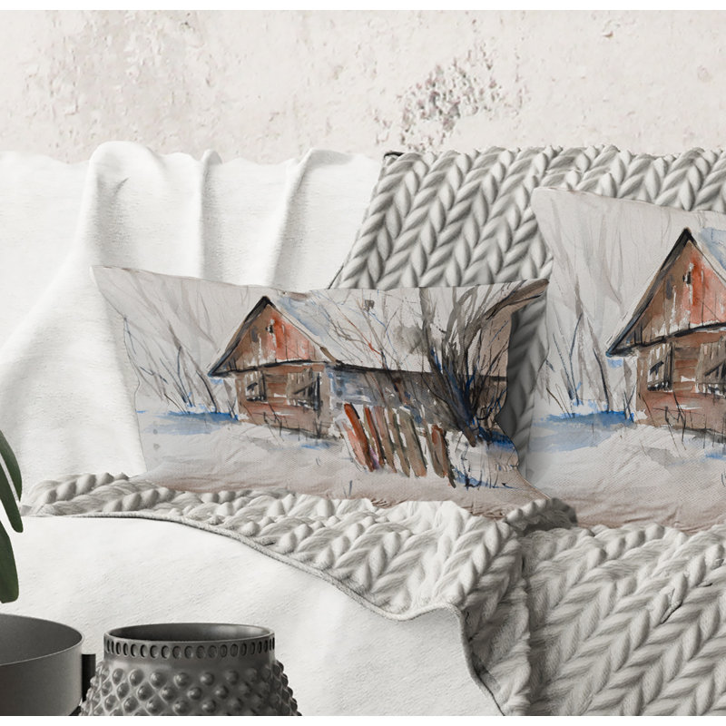 Rectangle, vieille maison en bois abandonnée en hiver - coussin décoratif traditionnel