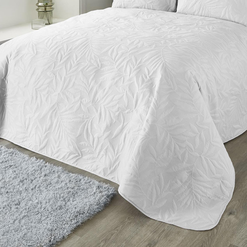 Zaragoza Polyester Floral Bedspread, White