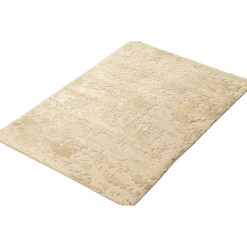 Rug & Kilim’S Gift-Size Abstract Rug In Cream White High-And-Low Texture