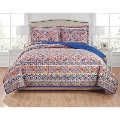 Machine Woven Geometric Shapes Quilt