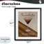 Martini au chocolat sur fond brun, reproduction sous verre, conception de Marcus Prime-942292700-942292690