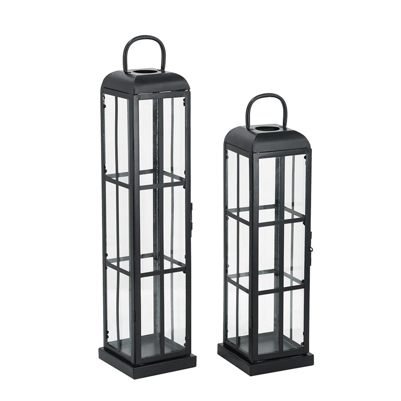 S / 2 lanternes décoratives en fer avec panneaux de verre transparent L: 5 x 5 x 23,5 po S: 5 x 5 x 19,5 po