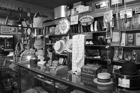 « general store » par jason pierce, reproduction de photo