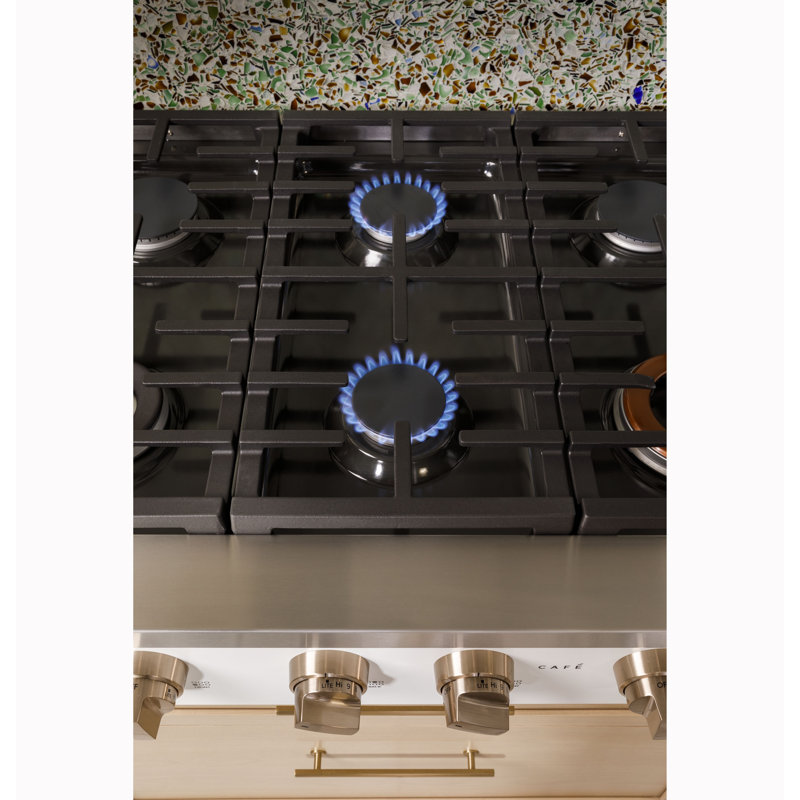 Café 36" Commercial-Style Gas Rangetop With 6 Burners (Natural Gas), Matte Black