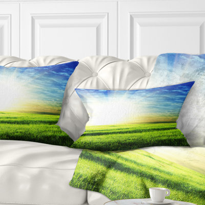 Coussin lumineux Bright Field At Sunrise