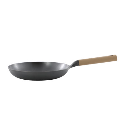 Gibson Home Eaglestone 9.5 Inch Cast Iron Skillet with Bakelite Handle in Black