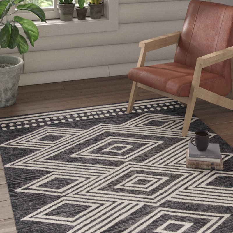 Vedika Hand Tufted Wool Southwestern Rug, Rectangle 4' x 6'