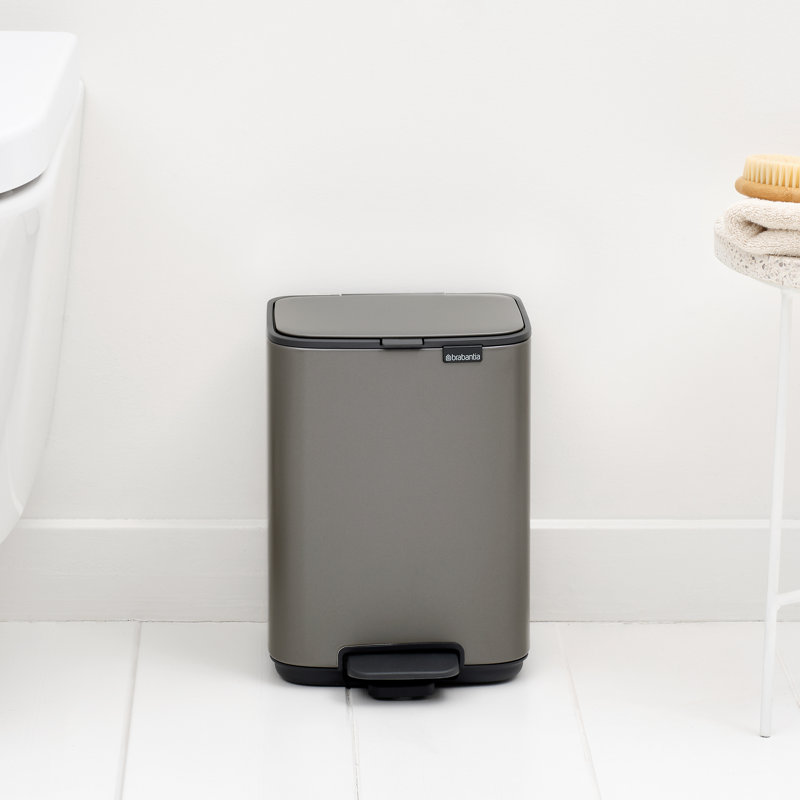 Brabantia Bo Pedal Bin, 4 L, Platinum, 26.8cm H x 19.9cm W x 20.8cm D