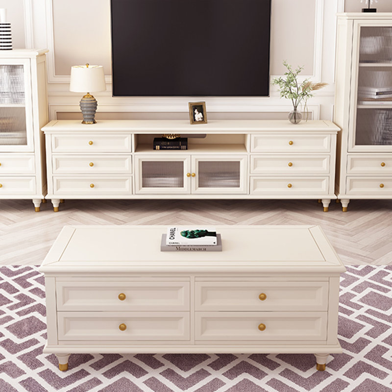 Table basse en bois massif massif avec texture naturelle