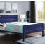 Lit double en métal bleu avec une allure classique de style chambre à coucher contemporaine-570953094