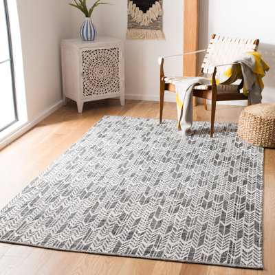 Paz Hand Woven Performance Chevron Rug
