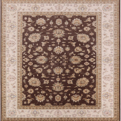 Tapis brun à motif floral Manitoba