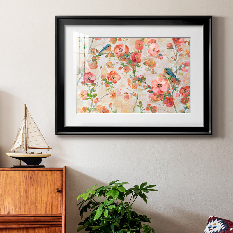 Bluebirds and Blossoms - Peinture encadrée, Cadre noir, H 26,5 po x l 36,5 po x P 1,5 po