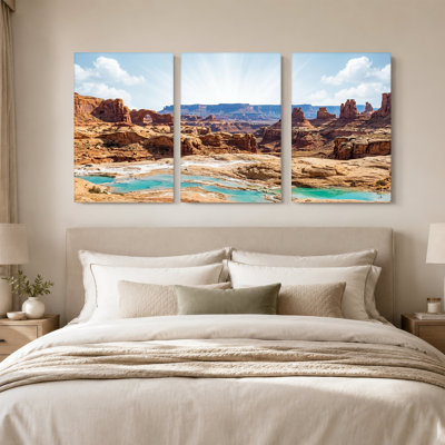 «Red Rock Arches and Turquoise Water Landscape», ensemble de 3 toiles