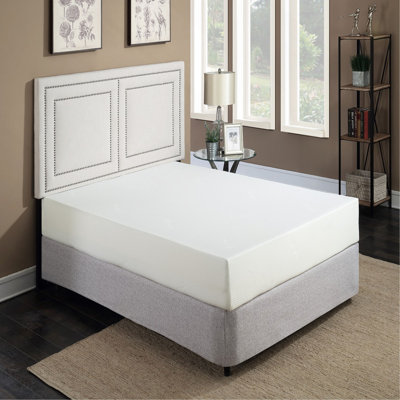 10 in. Plush California King Gel Memory Foam Mattress, Cooling Technology, Pressure Relief Bed Mattress in a Box, White