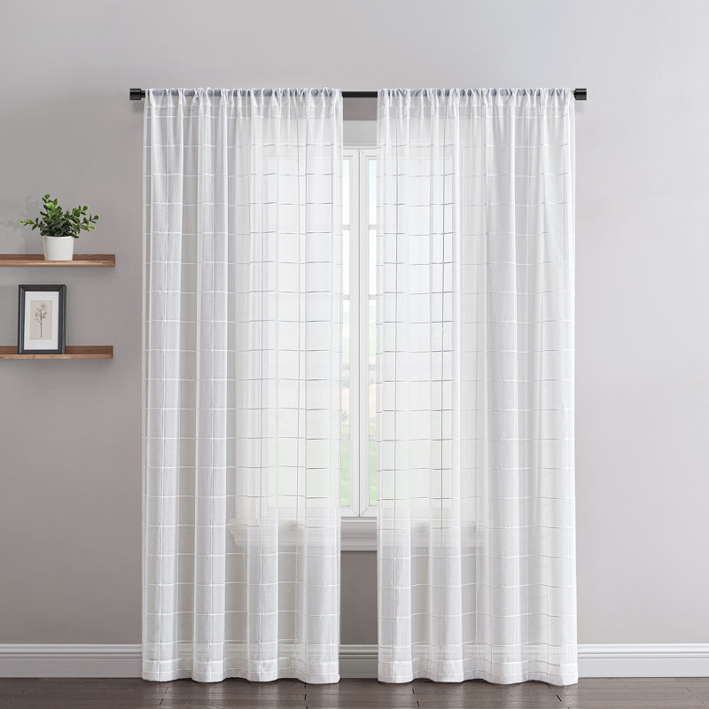 Rideau semi-transparent à carreaux avec passe-tringle, Blanc, L 52 po x L 96 po