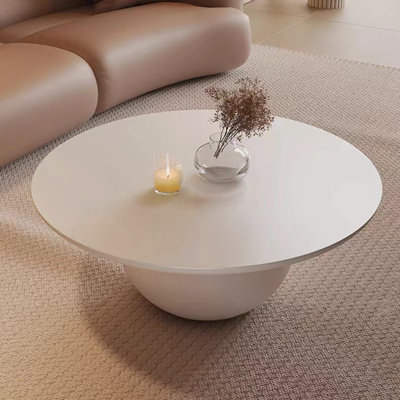 Table basse simple de style italien