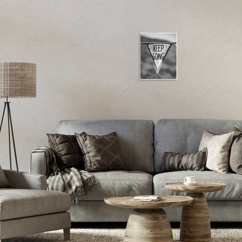 «Keep Going Pennant» par Daphne Polselli