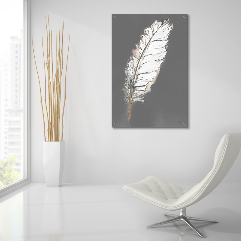 «Gold Feathers 7 On Grey» par Chris Paschke, art mural en verre acrylique, H 36 po x l 24 po x P 0,2 po