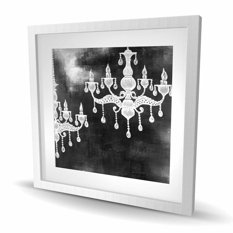 Lustres blancs - décor de cuisine avec passe-partout blanc