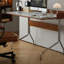 Bureau d'ordinateur blanc Retro Retro