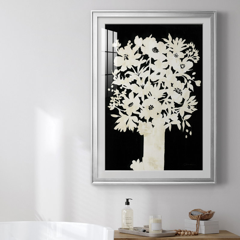 «Floral Silhouette», reproduction encadrée de qualité supérieure, Argent, H 24,5 po x l 18,5 po x P 1 po