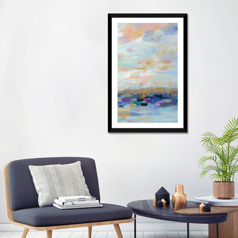 «Golden Sunrise III» par Silvia Vassileva - reproduction, H 32 po x l 24 po x P 1 po, Blanc, Papier encadré noir