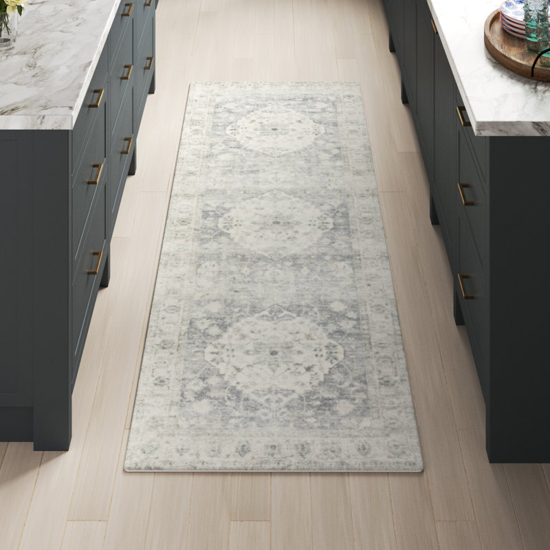 Sera Oriental Denim/Fog Area Rug, Runner 2'6" x 7'6"