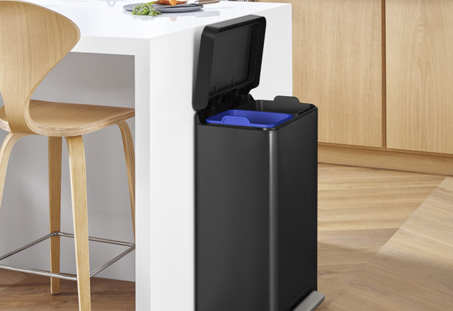 Best-Selling Kitchen Trash Cans